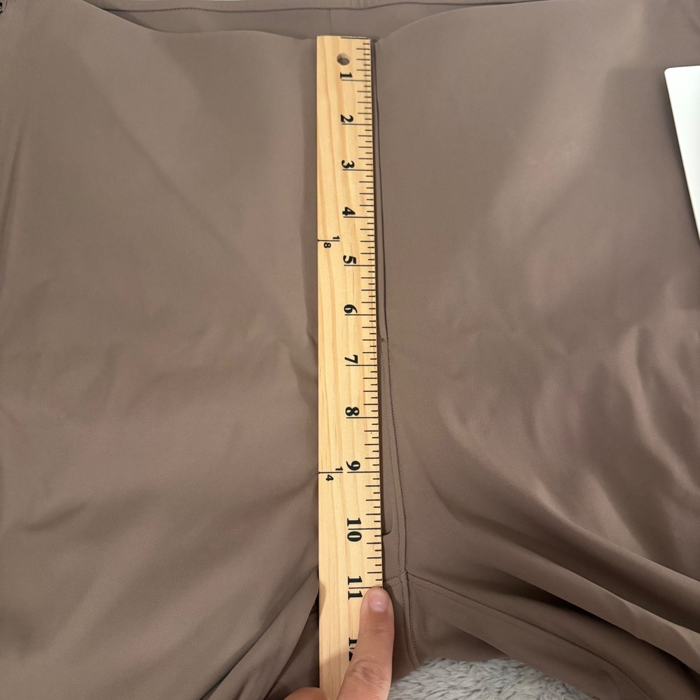 NWT‎ Lululemon Smooth Pull On High Rise Crop Pant Tan 14 Taupe Trouser Work - Picture 7 of 8